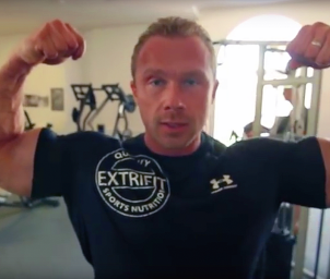 Video: Slavoj Bednář - Aktuální forma 13 dní před NABBA PRO 2014